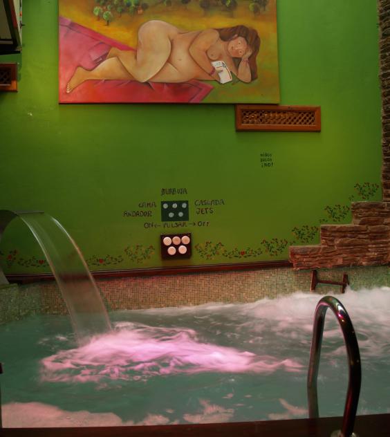 Piscine intérieure espace fitness Hotel Aran la Abuela Vielha