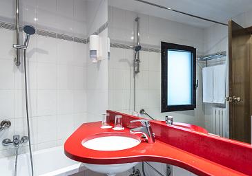 Cuádruple niño (2 adultos + 2 niños hasta 11 años)