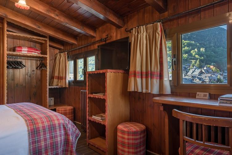 Cuádruple niño (2 adultos + 2 niños hasta 11 años)