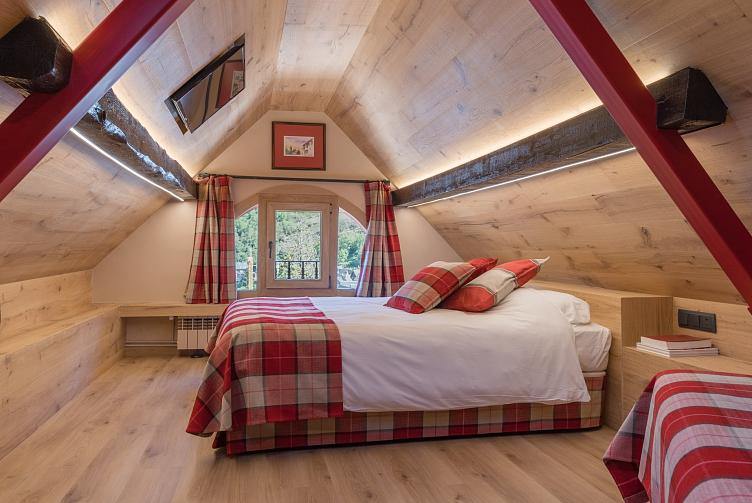 Triple (3 adultes) avec vue