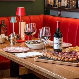 Photo gallery of Hotel Aran la Abuela