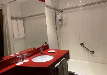 Doble Uso Individual Sin vistas