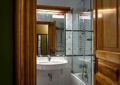 Room (4 Adults)