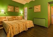 Room (4 Adults)