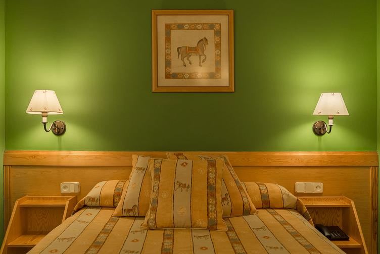 Room (4 Adults)