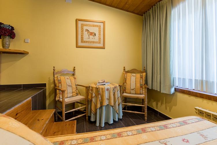 Room (4 Adults)