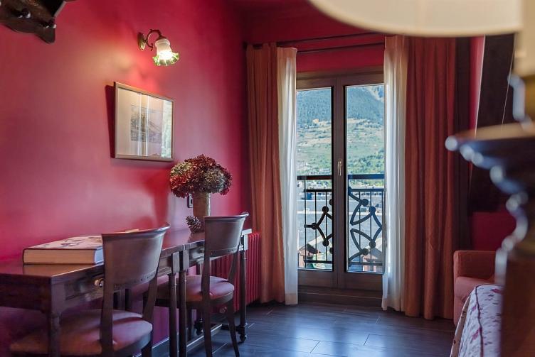 Room (4 Adults)
